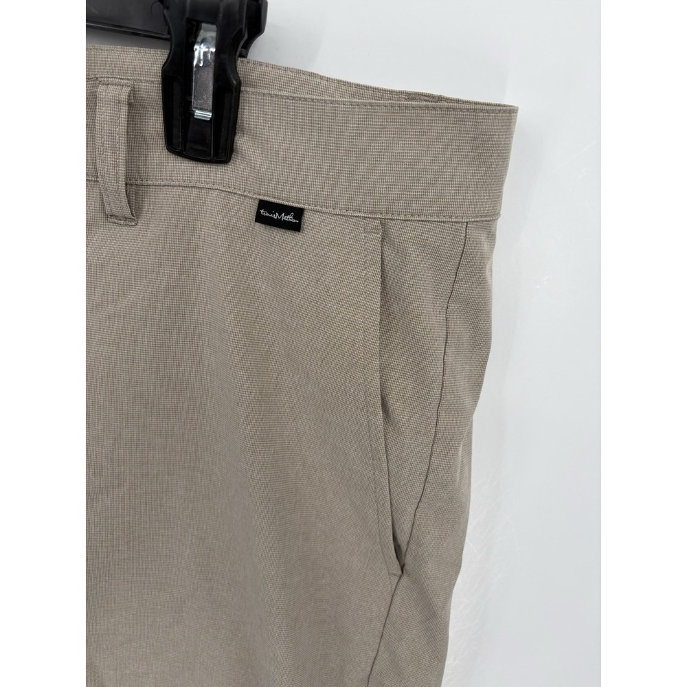 Travis Mathew Men's Beck Performance Stretch Chino Golf Shorts, Sand Beige, 38 - Picture 2 of 6